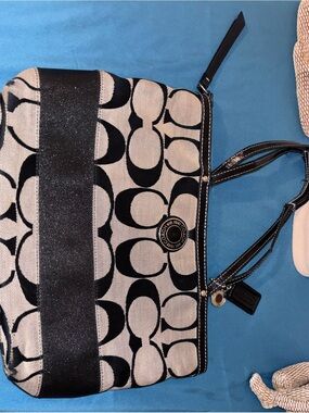 Coach Signature Canvas Tote in Black and Cream with Round Logo Medallion